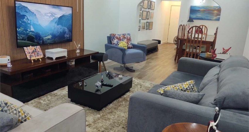Apartamento com 3 quartos à venda em Ocian - SP