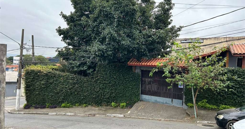 Casa com 3 quartos à venda na Manuel Moreira Ramos, Campo Limpo, São Paulo