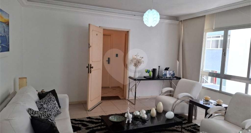 Apartamento com 3 quartos à venda em Gonzaga - SP