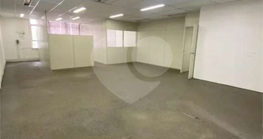 Sala comercial à venda na Rua Barão de Itapetininga, Centro, São Paulo