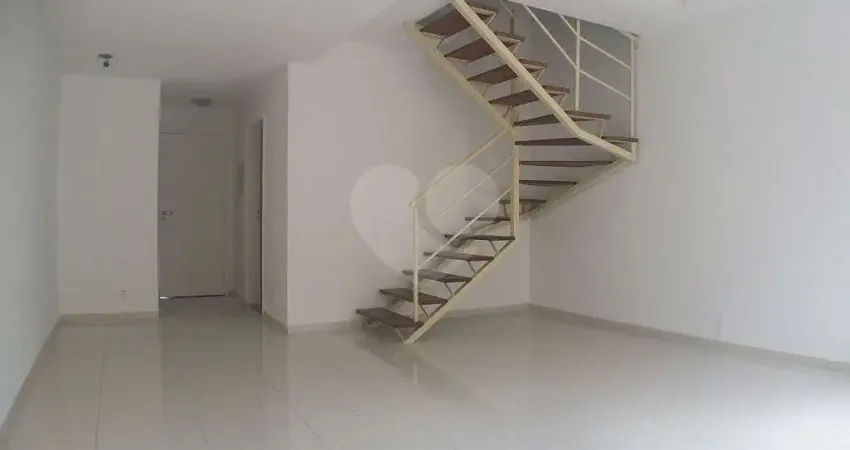 Condomínio com 3 quartos à venda em Jardim Rosa Maria - SP