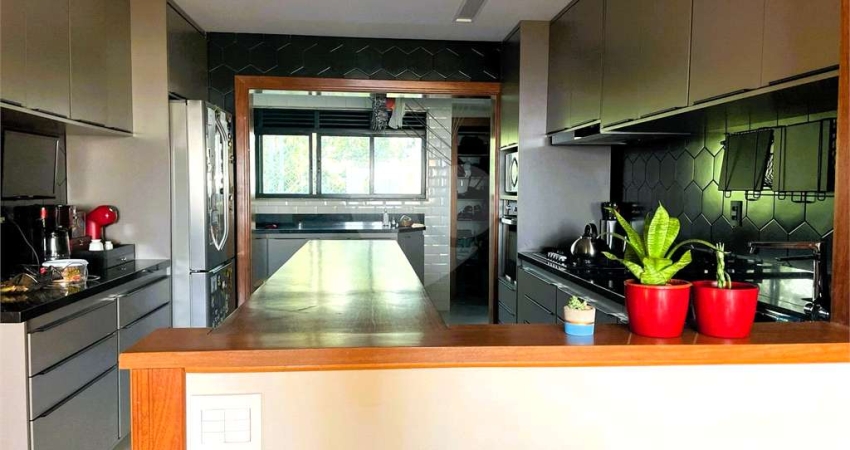 Apartamento com 3 quartos à venda em Vila Suzana - SP