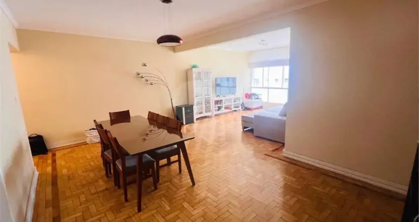 Apartamento com 3 quartos à venda na Rua Pamplona, Jardim Paulista, São Paulo