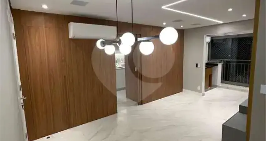 Apartamento com 3 quartos à venda em Parque Industrial Tomas Edson - SP