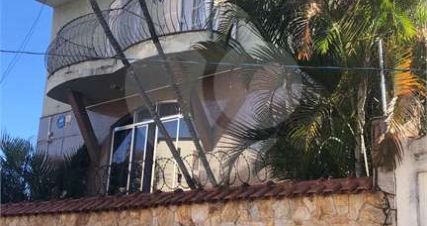Casa com 4 quartos à venda em Vila Isolina Mazzei - SP