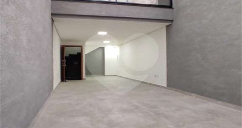 Casa com 3 quartos à venda na Rua Astarte, Vila Carrão, São Paulo
