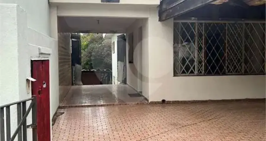 Casa com 3 quartos à venda na Rua José Marti, Saúde, São Paulo