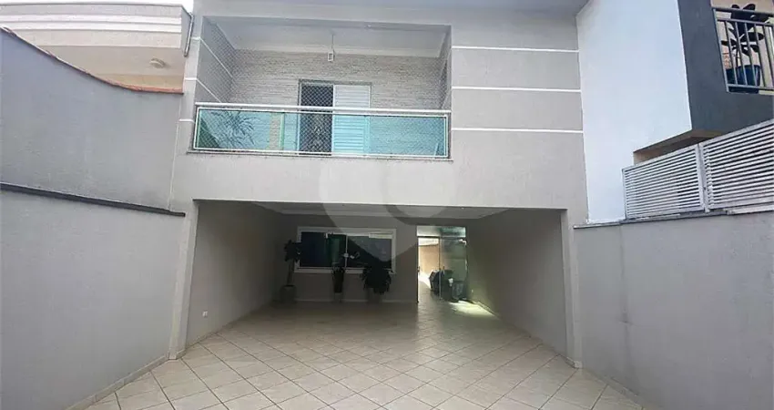 Sobrado com 3 quartos à venda em Vila Mangalot - SP