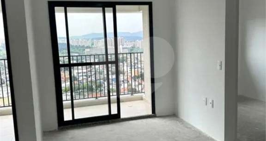 Apartamento com 3 quartos à venda em Vila Anastácio - SP