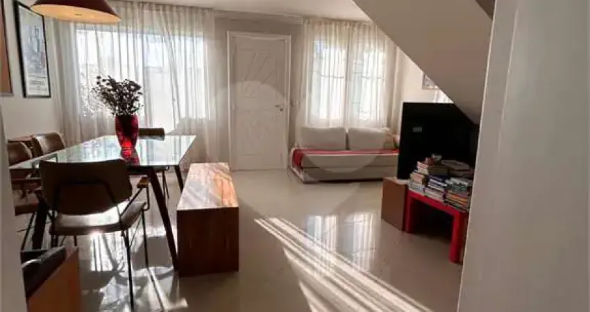 Condomínio com 3 quartos à venda em Jardim Pinheiros - SP