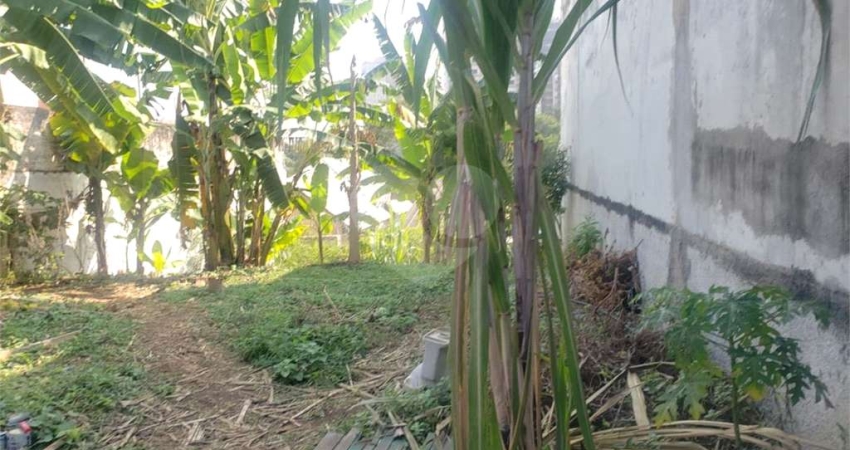 Terreno à venda na Rua Carlos Maria Della Paolera, Saúde, São Paulo