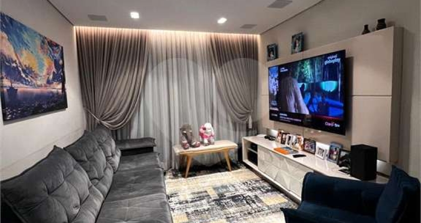 Casa com 3 quartos à venda na Rua Yamato, Vila Maria, São Paulo