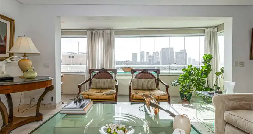 Apartamento com 4 quartos à venda em Real Parque - SP