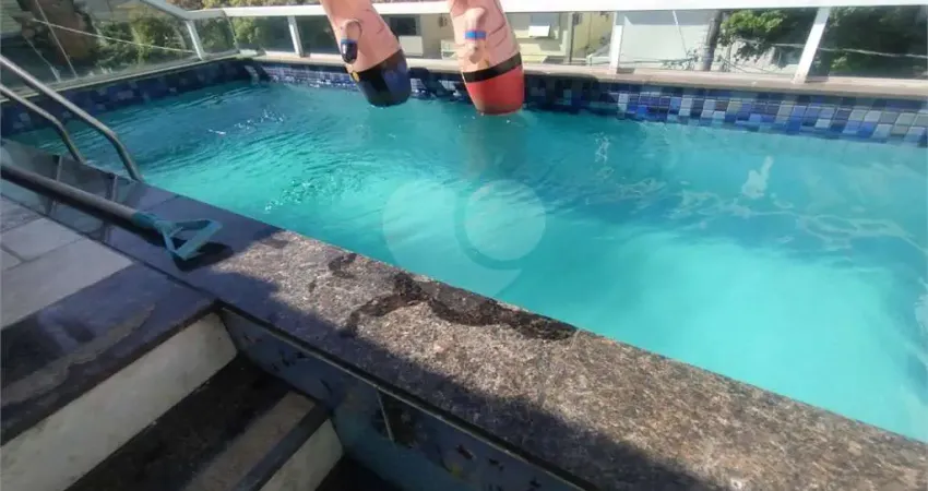 Casa com 4 quartos à venda na Rua Guaibê, Aparecida, Santos