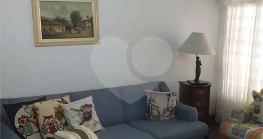 Casa com 2 quartos à venda na Rua Teixeira de Freitas, 121, Belém, São Paulo