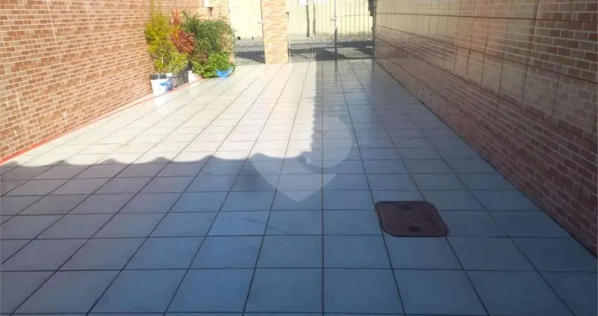 Casa com 2 quartos à venda na Vila Antártica, Praia Grande 