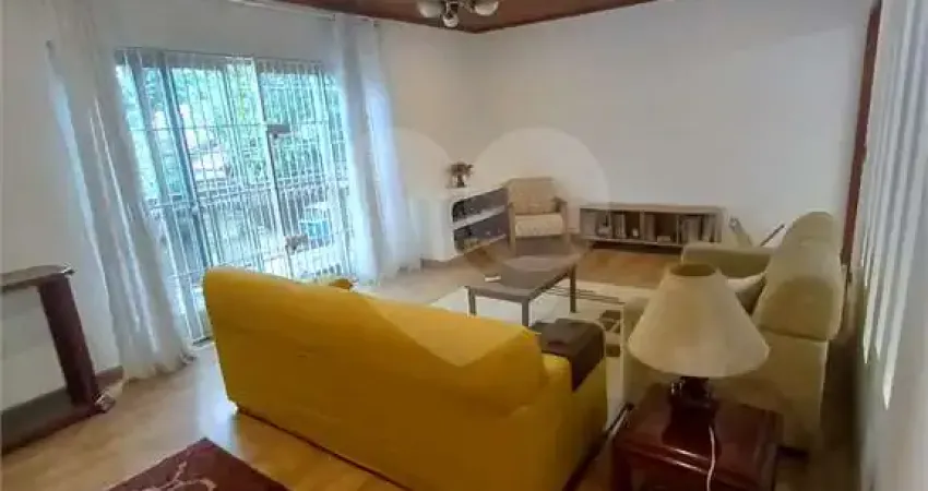 Casa com 3 quartos à venda na Rua Liberdade, Aparecida, Santos