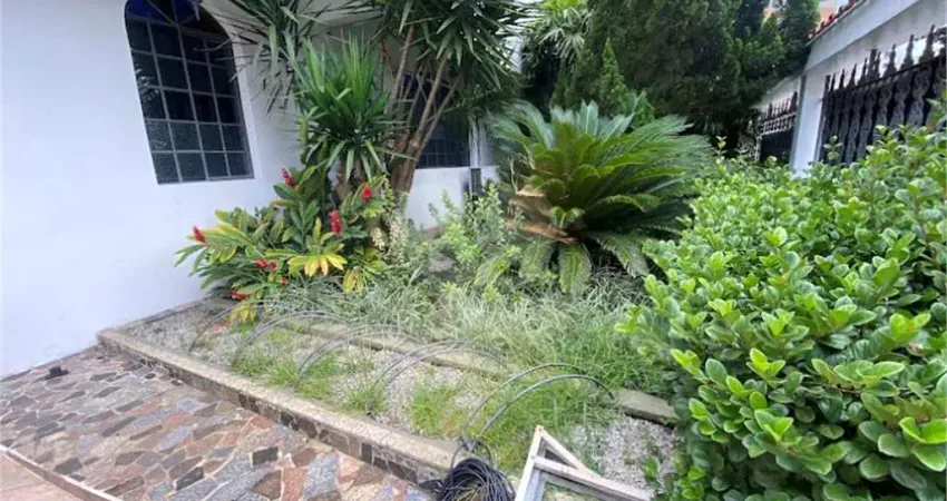 Casa comercial à venda na Aparecida, Santos