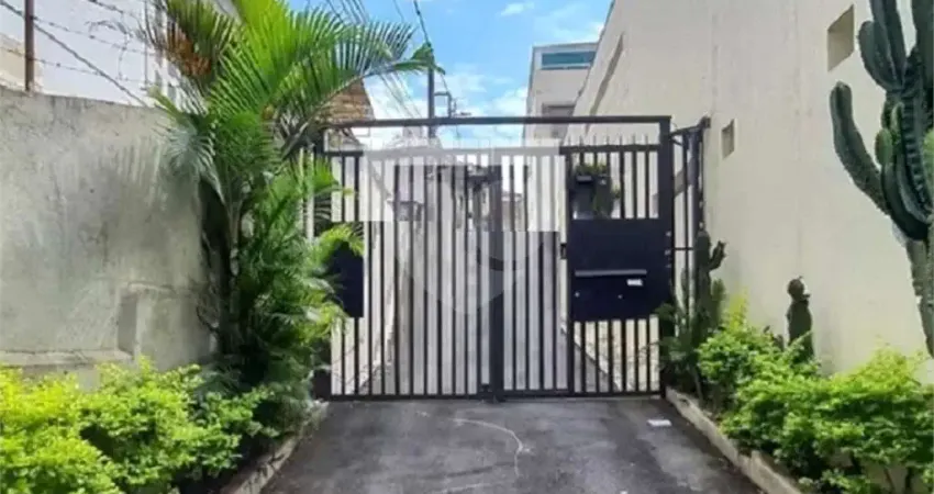 Casa com 2 quartos à venda na Rua Alfredo Pujol, 150, Santana, São Paulo