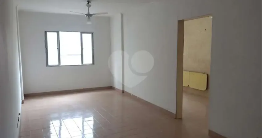 Apartamento com 3 quartos à venda na Cidade Ocian, Praia Grande 