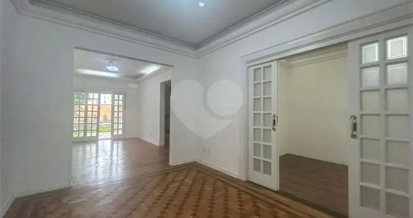 Casa com 3 quartos à venda na Aparecida, Santos