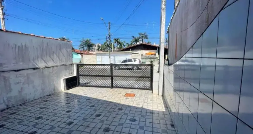 Casa com 2 quartos à venda na Rua Barão de Itararé, 242, Jardim Real, Praia Grande