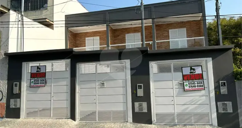 Casa com 3 quartos à venda na Rua Olivaldo Vila Nova, 31, Cupecê, São Paulo