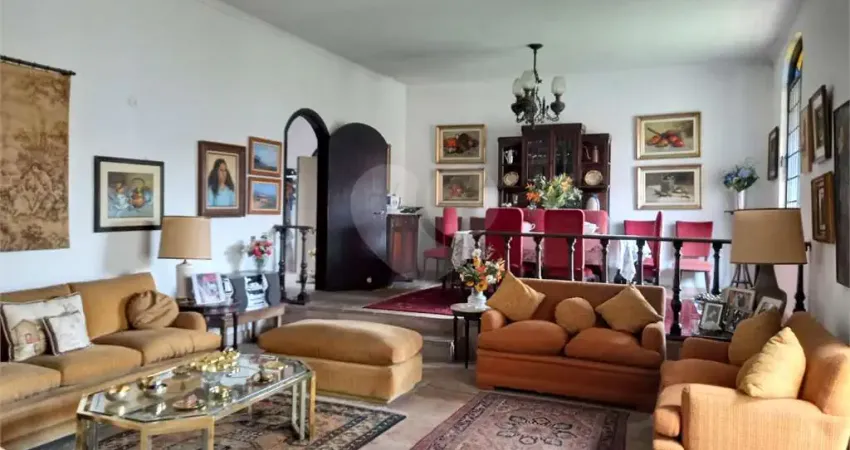 Casa com 4 quartos à venda na Rua Professora Ana de Andrade Santana, 63, Morumbi, São Paulo