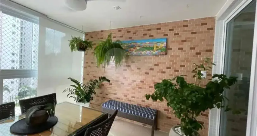 Apartamento com 3 quartos à venda na Avenida Rei Alberto I, 363, Ponta da Praia, Santos
