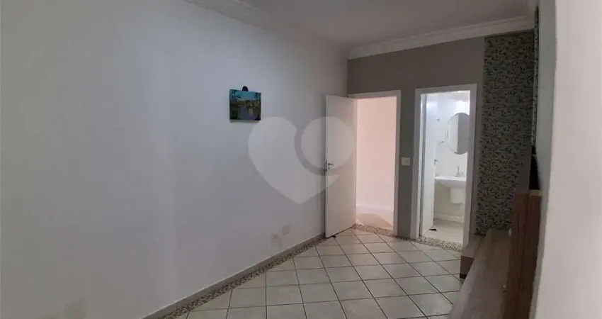 Casa com 3 quartos à venda na Rua 9 de Julho, 52, Marapé, Santos