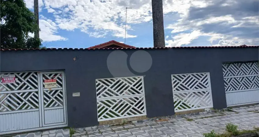 Casa com 4 quartos à venda na Rua das Gardênias, 327, Balneário Flórida, Praia Grande