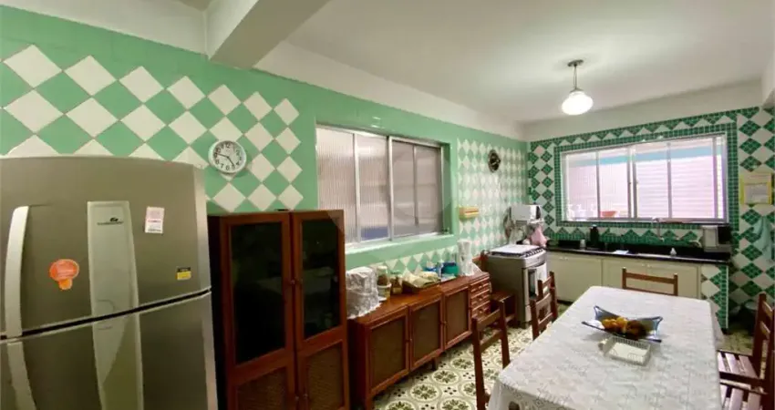 Casa com 4 quartos à venda na Rua Honduras, 163, Guilhermina, Praia Grande