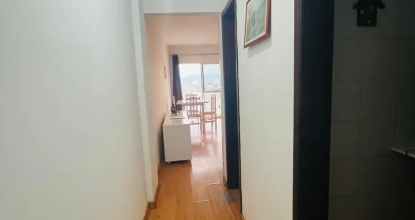 Loft mobiliado para alugar no Centro de Balneário Camboriú/SC