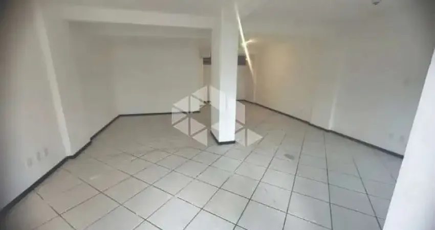 Sala comercial no América com projeto aprovado para estacionamento!