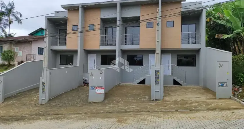 Casa com 2 quartos à venda na Rua Guararapes, 697, Floresta, Joinville