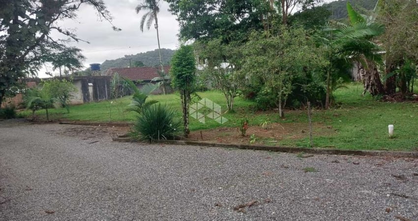 Chácara / sítio com 3 quartos à venda na Alfredo Klug, 96, Pirabeiraba, Joinville