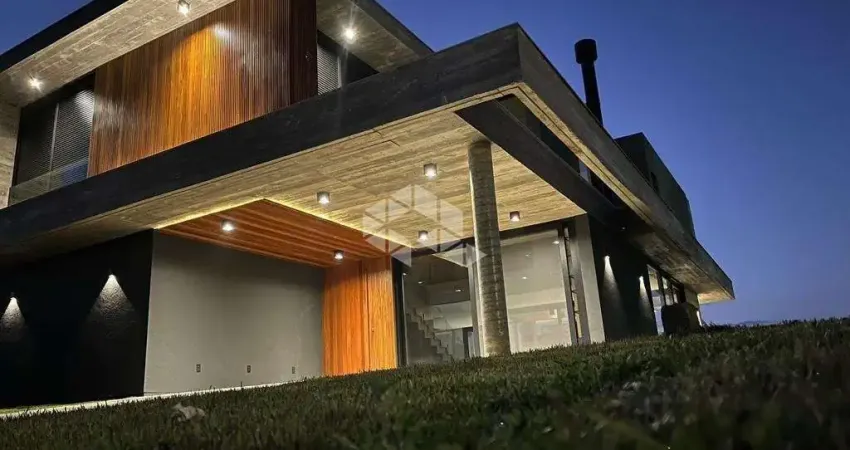 Casa em Condomínio à venda no Celebration, Xangri-Lá, com 6 quartos (6 suítes)