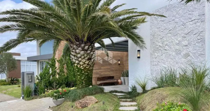 Casa térrea com piscina no condomínio Sea Coast - Xangri-lá/RS