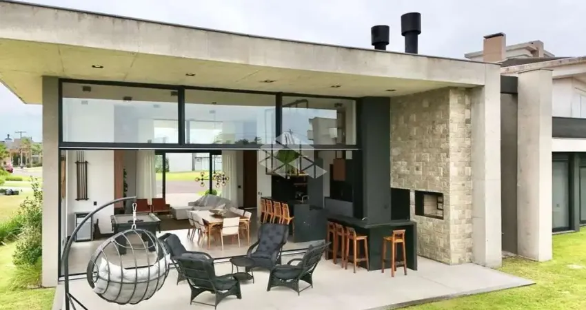 Casa condomínio Riviera em Xangri-Lá, 04 suítes 02 vagas