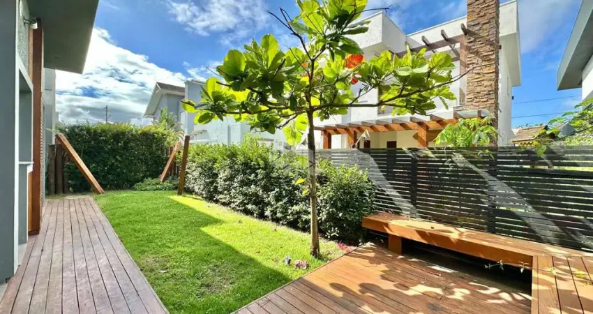 Casa térrea 04 suítes condomínio fechado Acqualina/Xangri-Lá