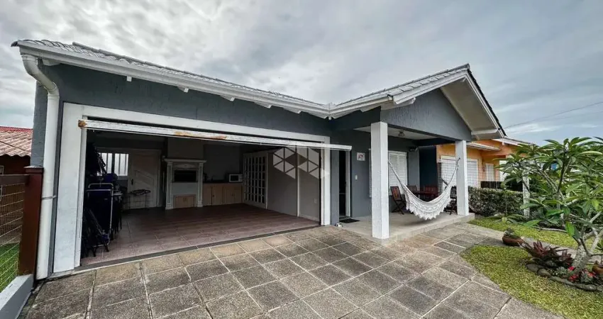 Casa com 4 quartos à venda na Rio Da Várzea, 471, Centro, Xangri-Lá