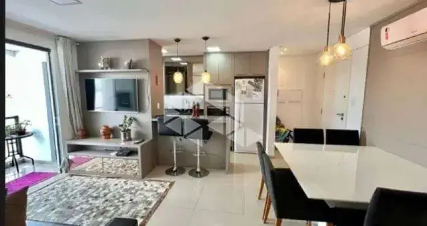 Apartamento mobiliado com 3 quartos, 2 banheiros, 1 vaga, 80 m² em Camboriú