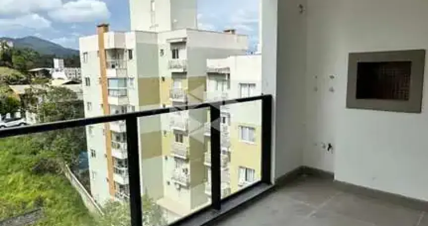 Apartamento 02 dormitórios , sendo 02 suítes e 01 vaga de garagem