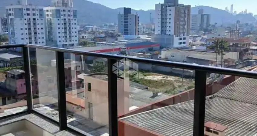 Apartamento com 2 quartos e 1 vaga no tabuleiro em camboriú/sc