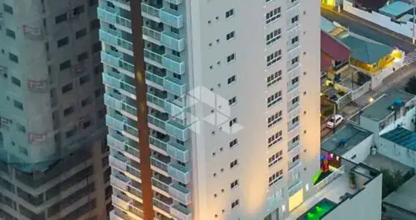 Apartamento com 2 dormitórios sendo 1 suíte e 1 vaga de garagem em morretes itapema