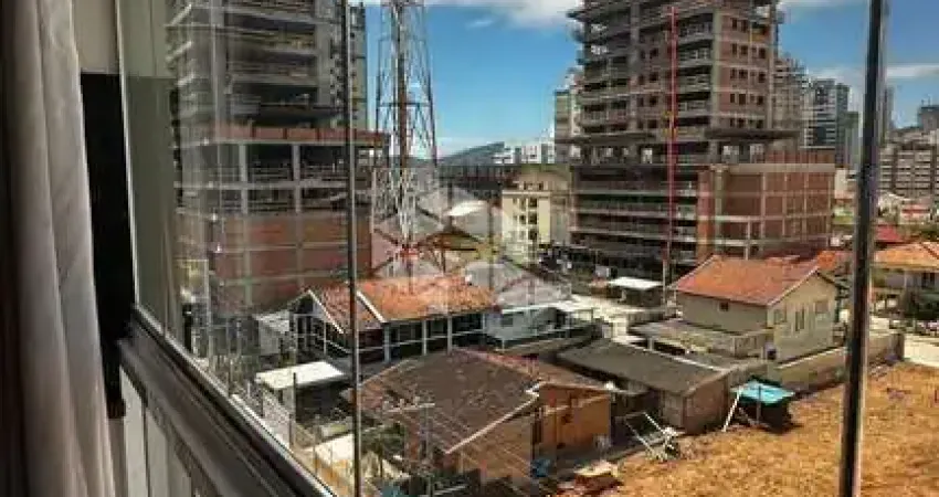 Apartamento com 2 suítes e 1 vaga de garagem mobiliado em Porto Belo a apenas 180m mar