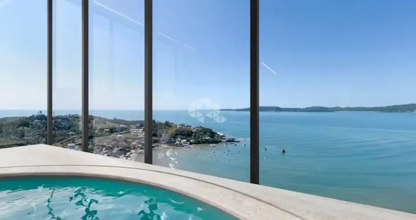 Apartamento com 4 suítes e 3 vagas de garagem em itapema centro