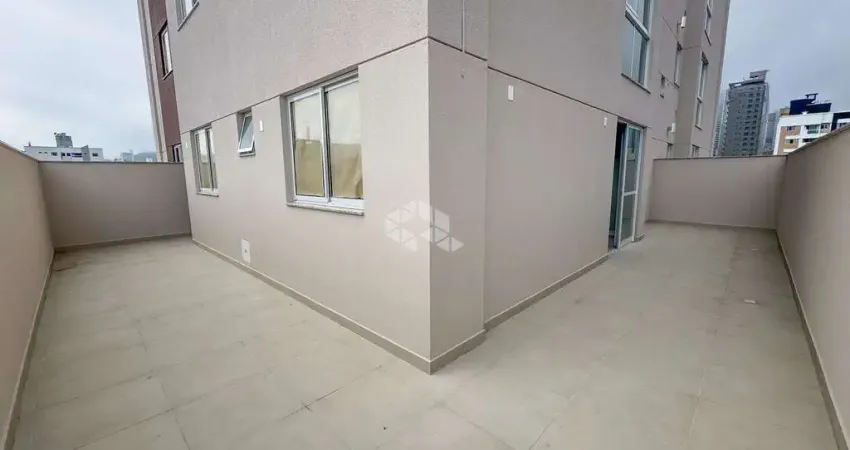 Apartamento garden com 2 quartos e 1 vaga nas nações em balneário camboriú