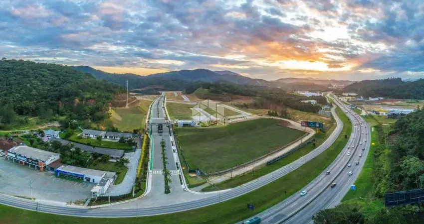 Terreno à venda na Rua Marginal Oeste, 103, Monte Alegre, Camboriú