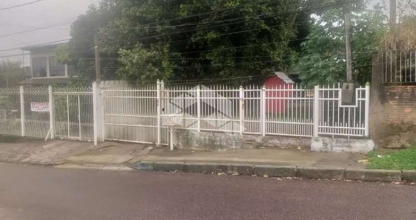 Casa com 3 quartos à venda na Valdemar Albino de Araújo, 64, Santa Rosa de Lima, Porto Alegre